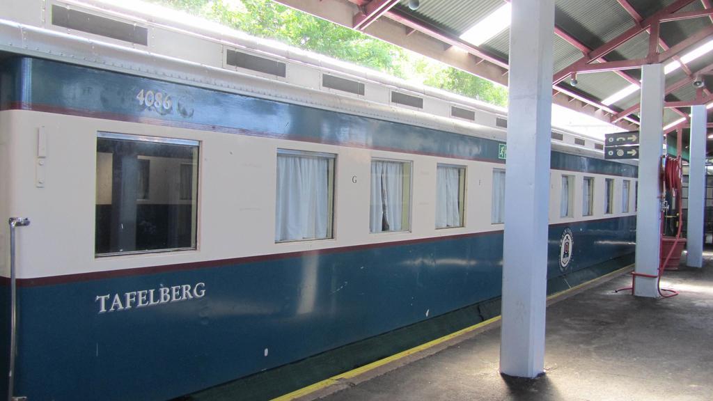 Train Lodge Cape Town Bagian luar foto